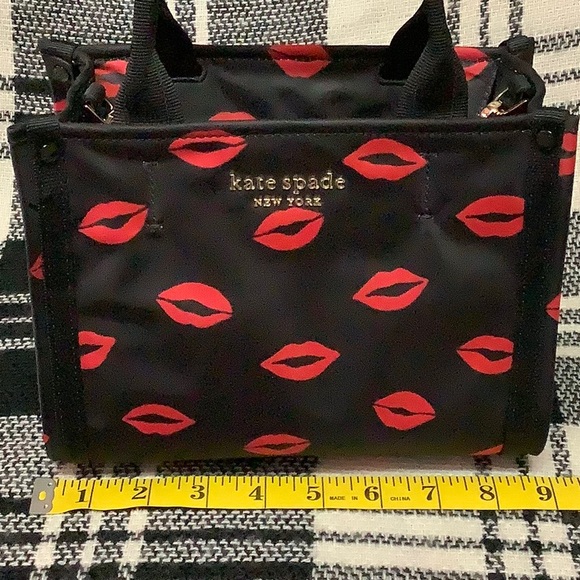 Kate Spade lipstick kisses mini tote purse - Picture 9 of 11